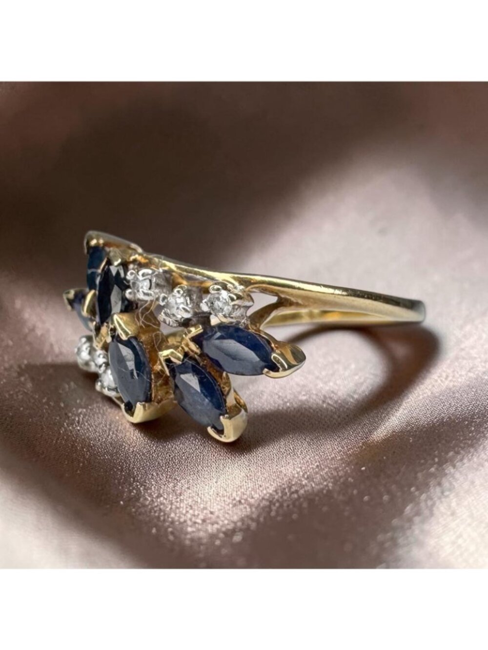 Natural Blue Sapphire & Diamond Cluster Ring 10K Gold Vintage ca1960's Size 5.25 - Picture 3 of 16